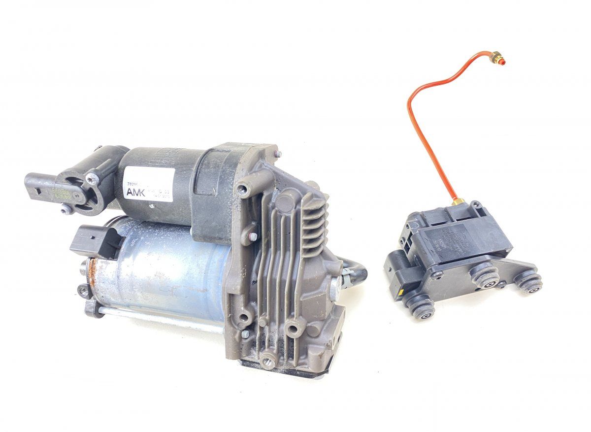 C2D47540 Air suspension valve block JAGUAR XJ (X351) (2009-2019)