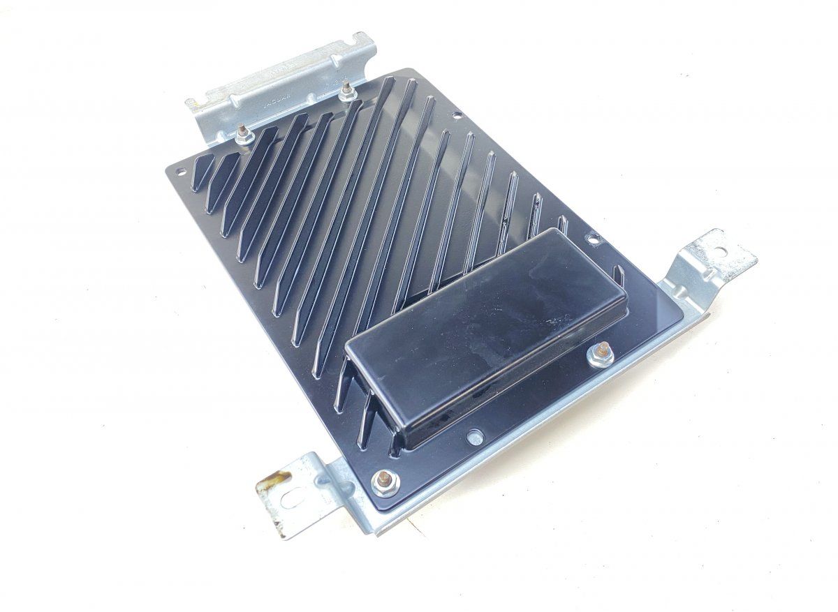 LR093599 Audio amplifier JAGUAR XJ (X351) (2009-2019)