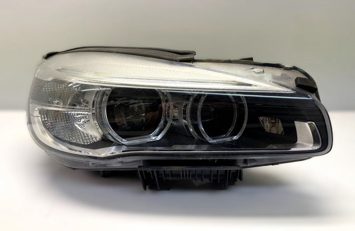 030129063213 747221601 Headlight right BMW 2 Active Tourer (F45, F46) (2013-2021)