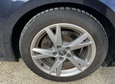 8W0601025K Felgenset mit Reifen 4 Stück AUDI A4 (8W, B9) (2015-)