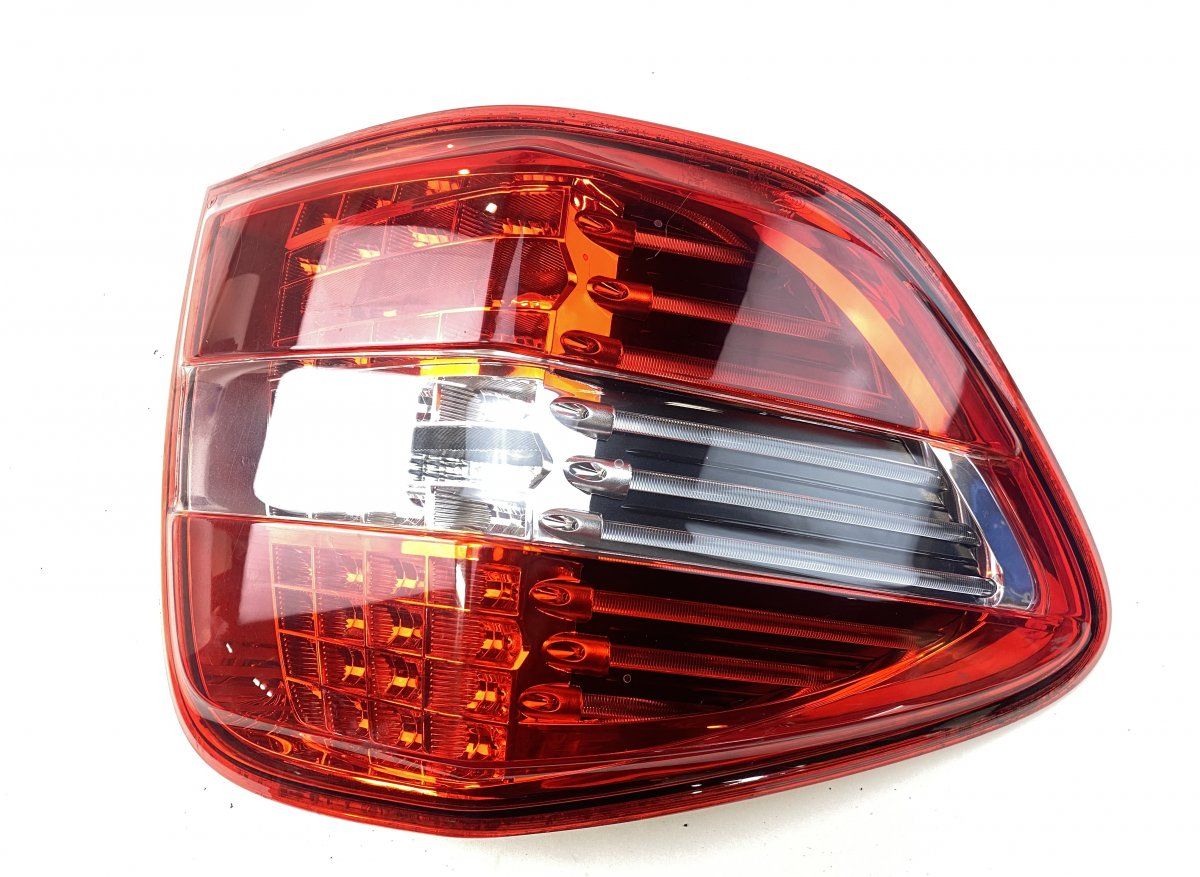 A1649064600 Tail light left MERCEDES-BENZ ML-CLASS (W164) (2005-2011)