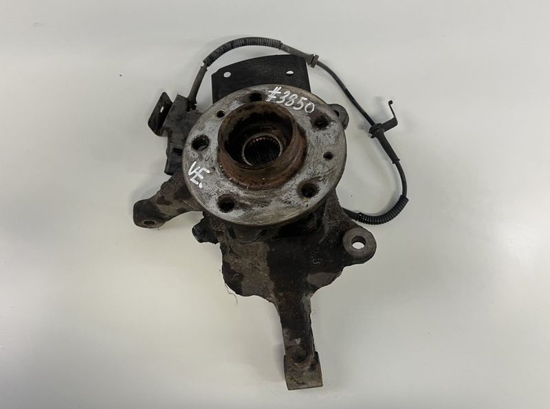 93866697 Wheel bearing housing front left OPEL VIVARO B (2014-2018)