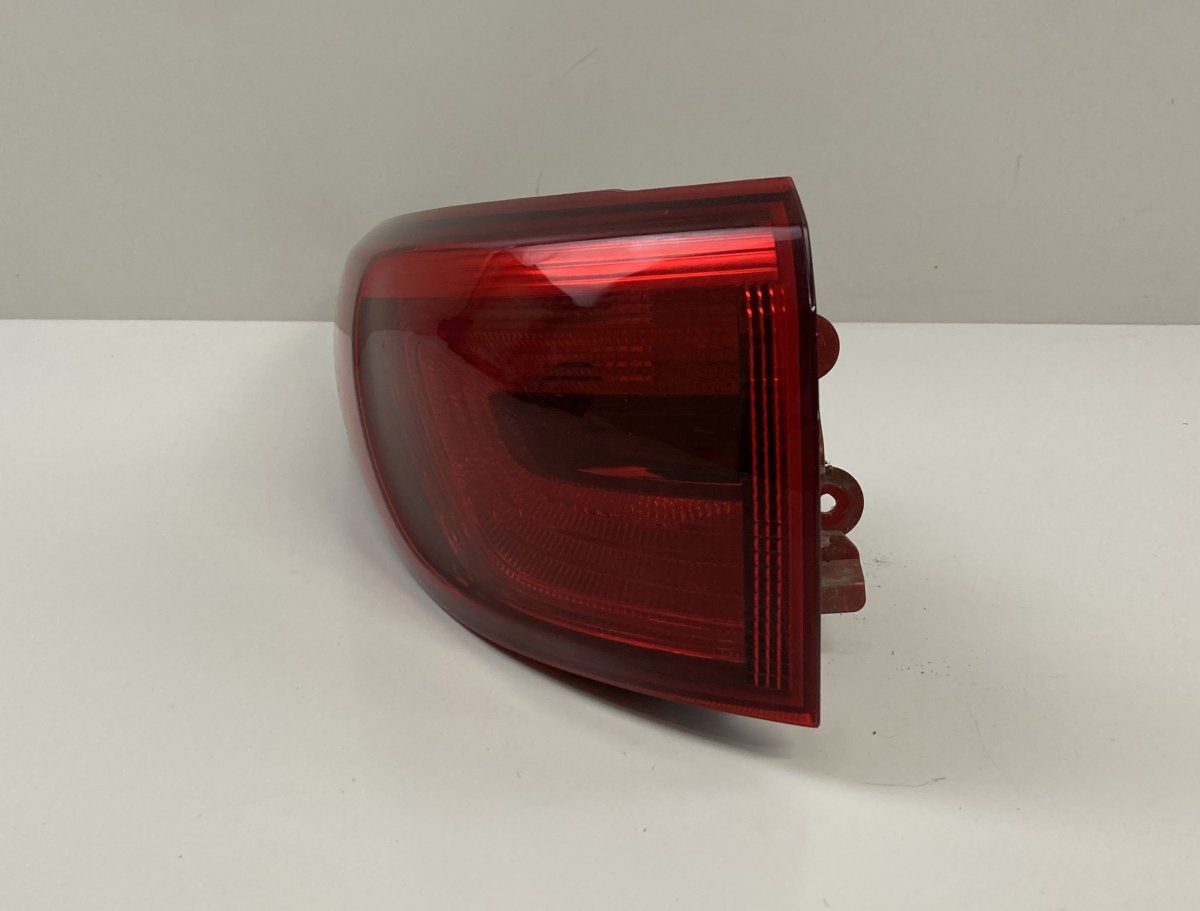 92401-F10 92401F10 Tail light left KIA SPORTAGE IV (QL) (2015-2021)