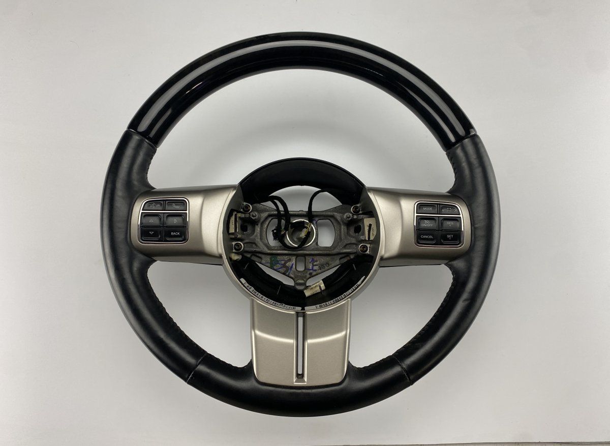 05057580AE 1WQ171X9AB 0515WLB1A191WA Steering Wheel JEEP GRAND CHEROKEE IV (WK, WK2) (2010-2021)