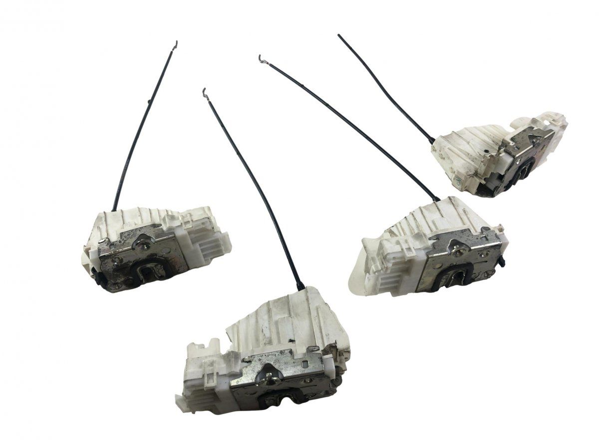 A1647200935 A1647201035 Set of door locks (latches) MERCEDES-BENZ GL-CLASS (X164) (2006-2012)