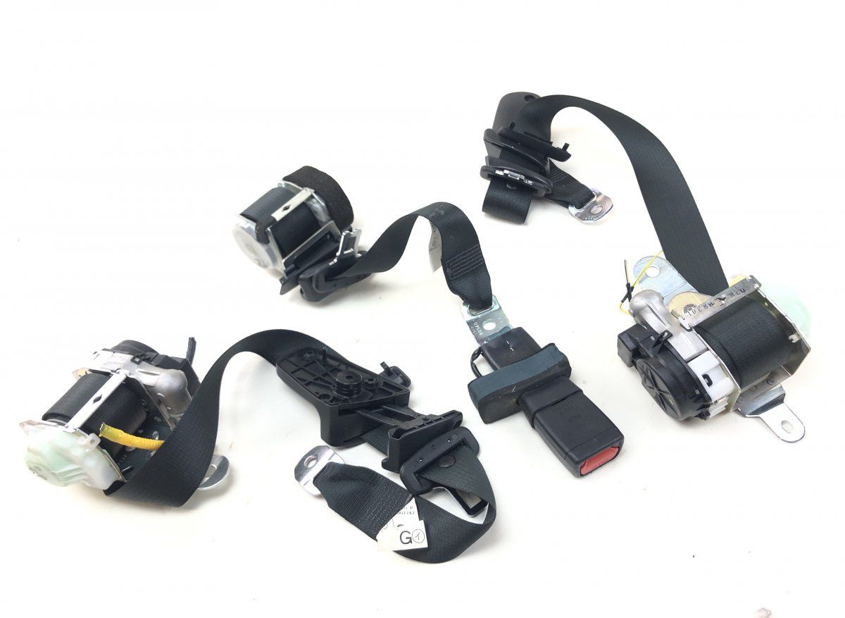 7336030523C0 7337030333C0 7348030311C1 Seat Belt Set LEXUS GS IV (2011-2020)