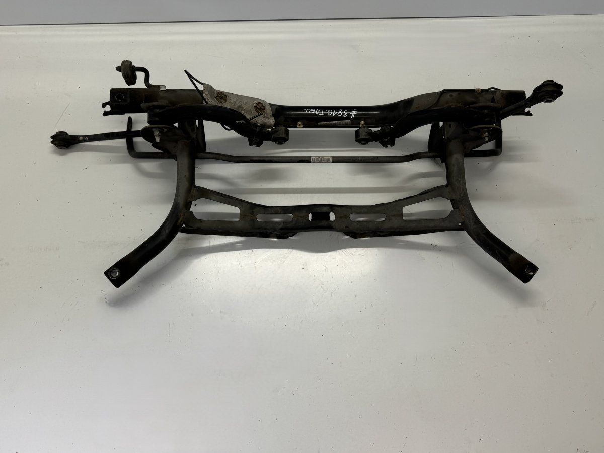 1K0500049DF 1K0511305CS 1K0505323P 1K0501529J 1K0501529J Rear axle Beam VW GOLF VI (5K) (2008-2013)
