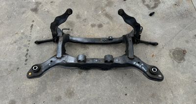 31476647 31476425 31340354 31406748 31410317 31410318 31406749 Rear axle Beam VOLVO XC60 I (2008-2017)