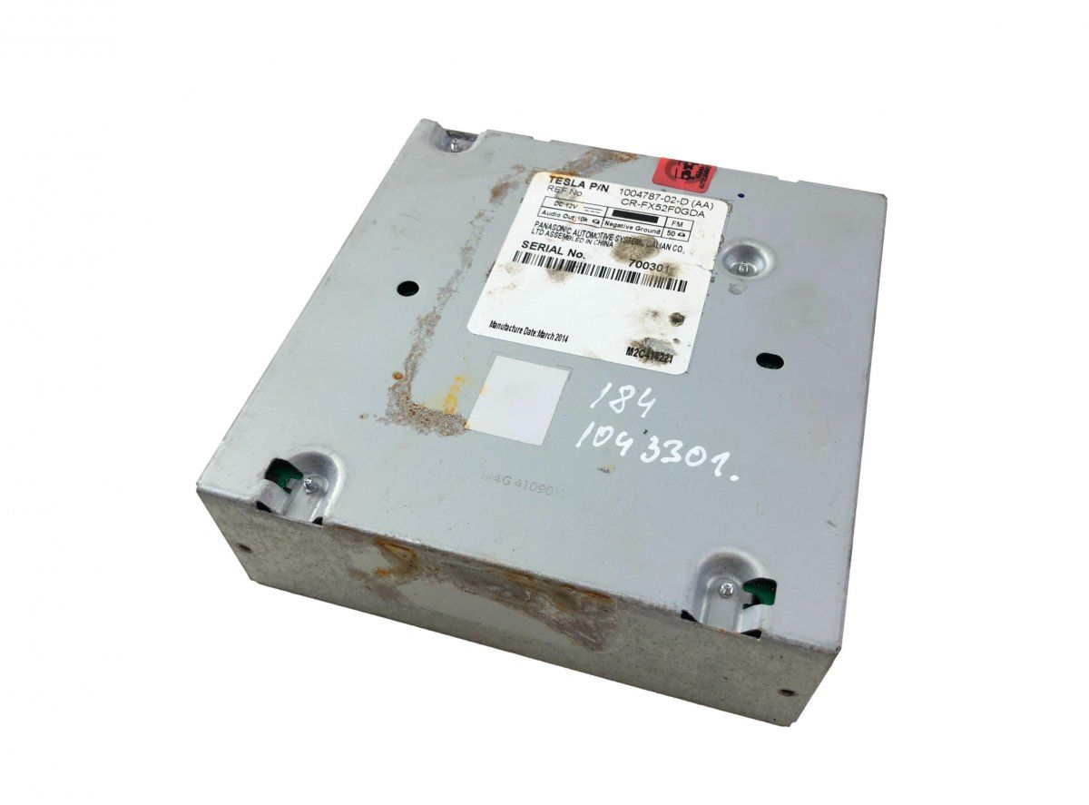 114370900C Radio TESLA MODEL S (5YJS) (2012-)