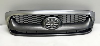 531000K250 Решетка радиатора TOYOTA HILUX VII (AN10, AN20, AN30) (2005-2015)