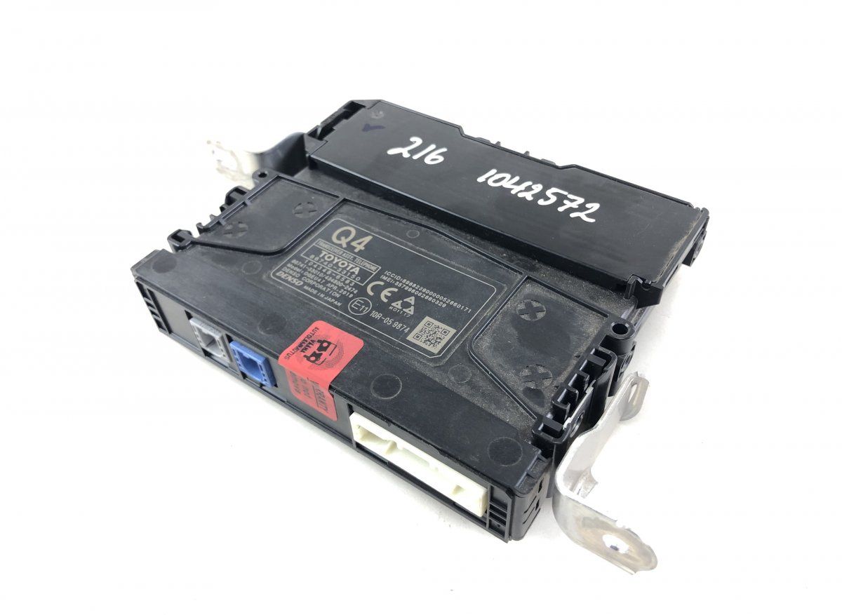 1043486583 104348-6583 Phone / bluetooth control unit LEXUS ES VII (2018-)