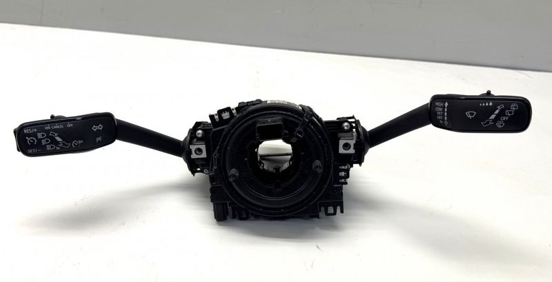 5Q0953521EP 5Q0953502AG 5Q0953569A Indicator/wiper/slip ring switch (stalk) SKODA SUPERB III (3V3, 3V5) (2015-2024)