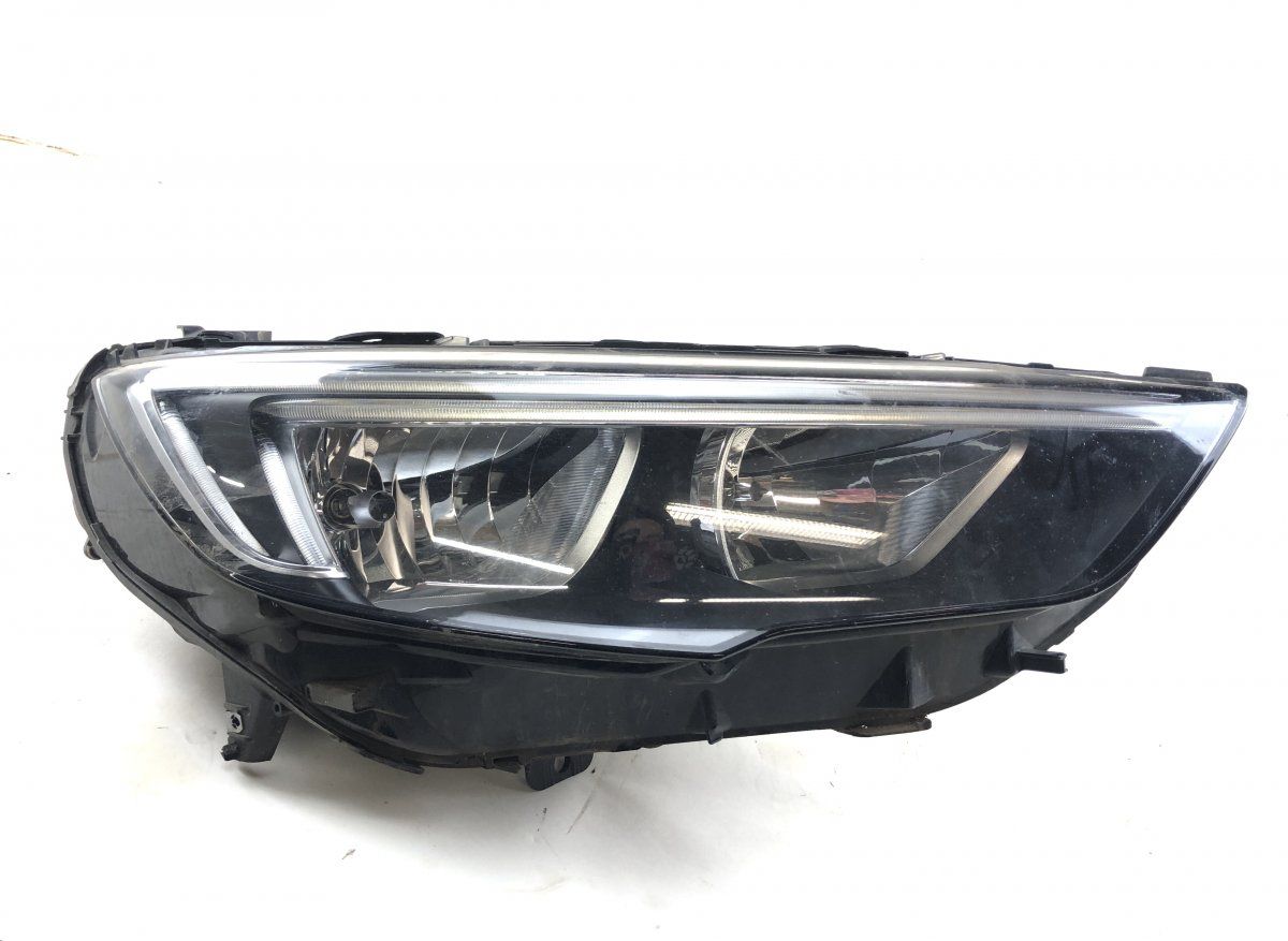 39209173 Headlight right OPEL INSIGNIA B (Z18) (2017-2022)