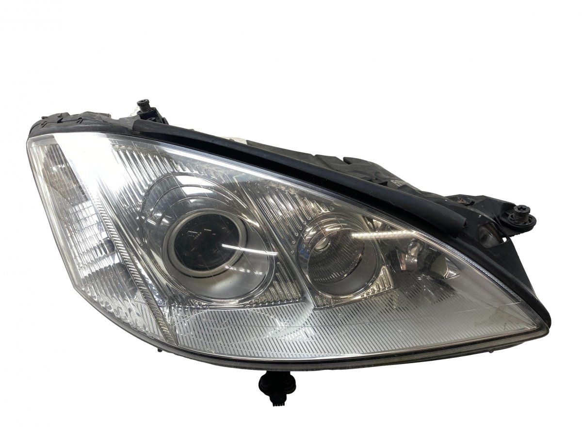 1301016113 0301216686 0301216682 Headlight right MERCEDES-BENZ S-CLASS (W221) (2005-2013)