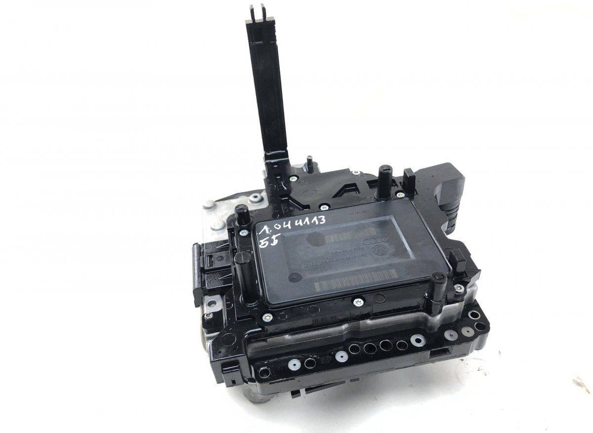 G24M0224 00107456A3 00401975A3 00406403A3 00406403A2 Gearbox Control Unit VW PASSAT B6 (3C) (2005-2010)