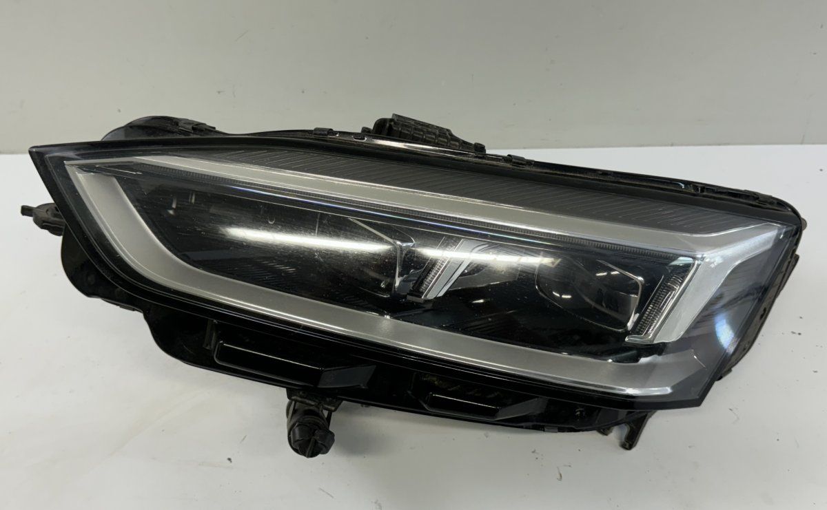 8W6941035E Headlight left AUDI A5 (F53, F57, F5A) (2016-)