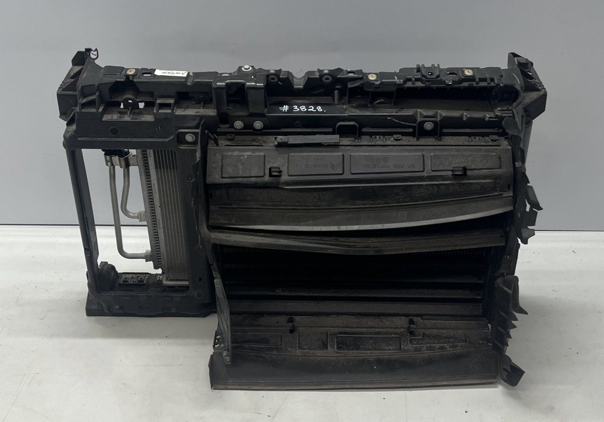 9832186380 9826946880 Front panel CITROËN C4 III / X (C41) (2020-)