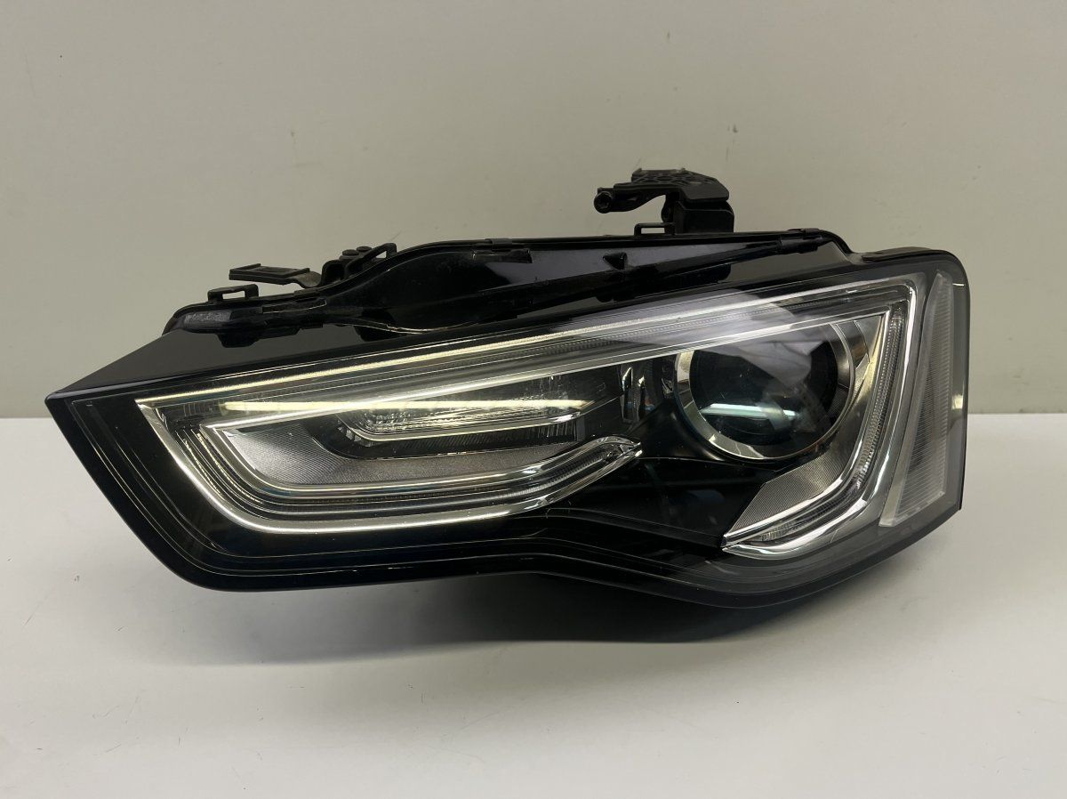 8T0941031D 8K5941329 8K0941597E Headlight left AUDI A5 (B8) (2007-2016)