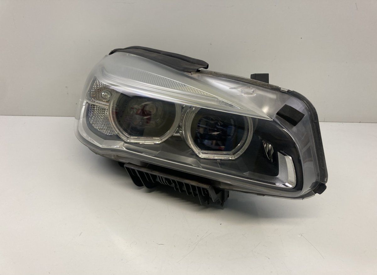 7422582-01 030129063205 36823683 Headlight right BMW 2 Active Tourer (F45, F46) (2013-2021)