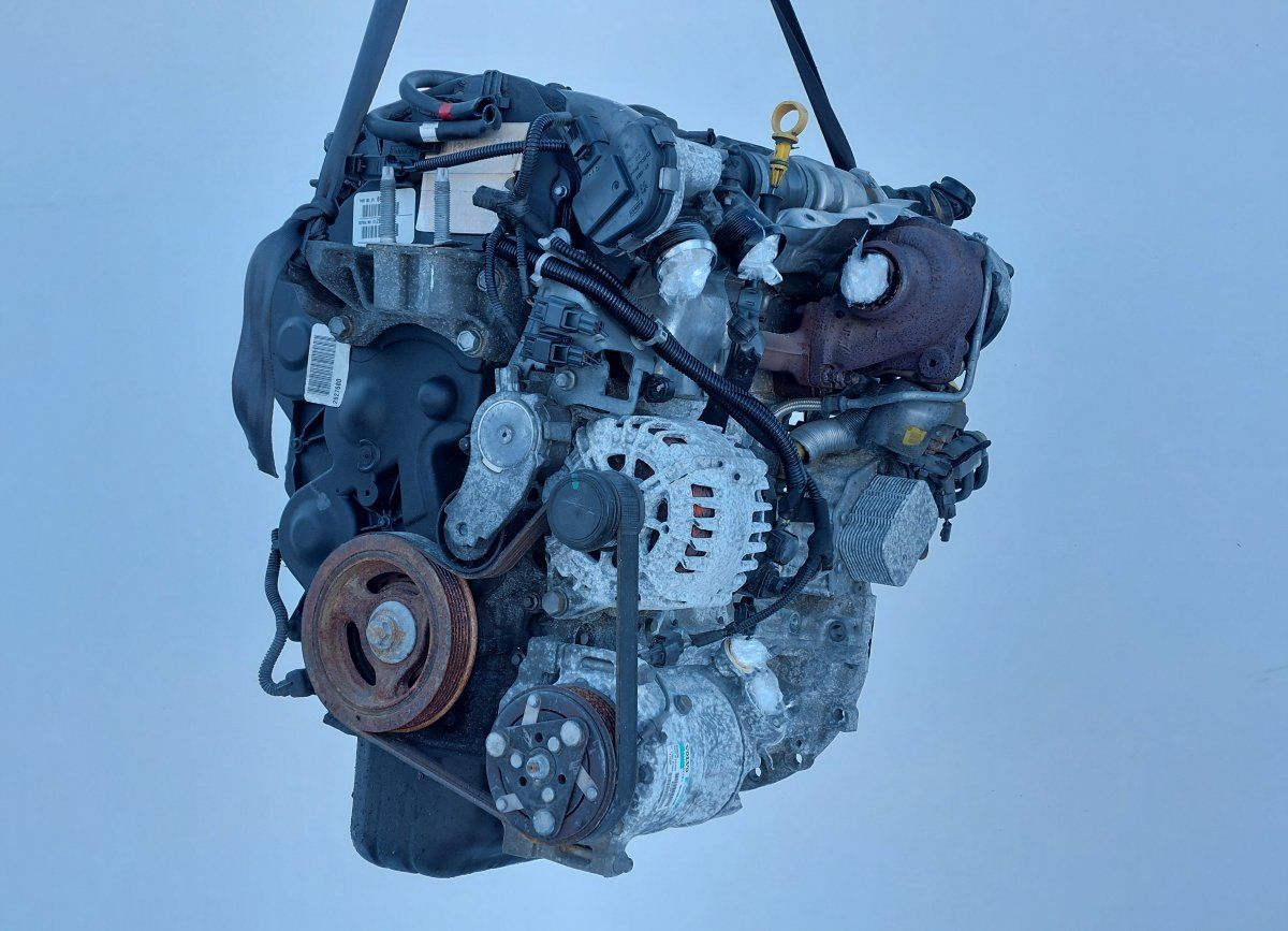 D4162T 36002015 Engine VOLVO V40 (2012-2019)