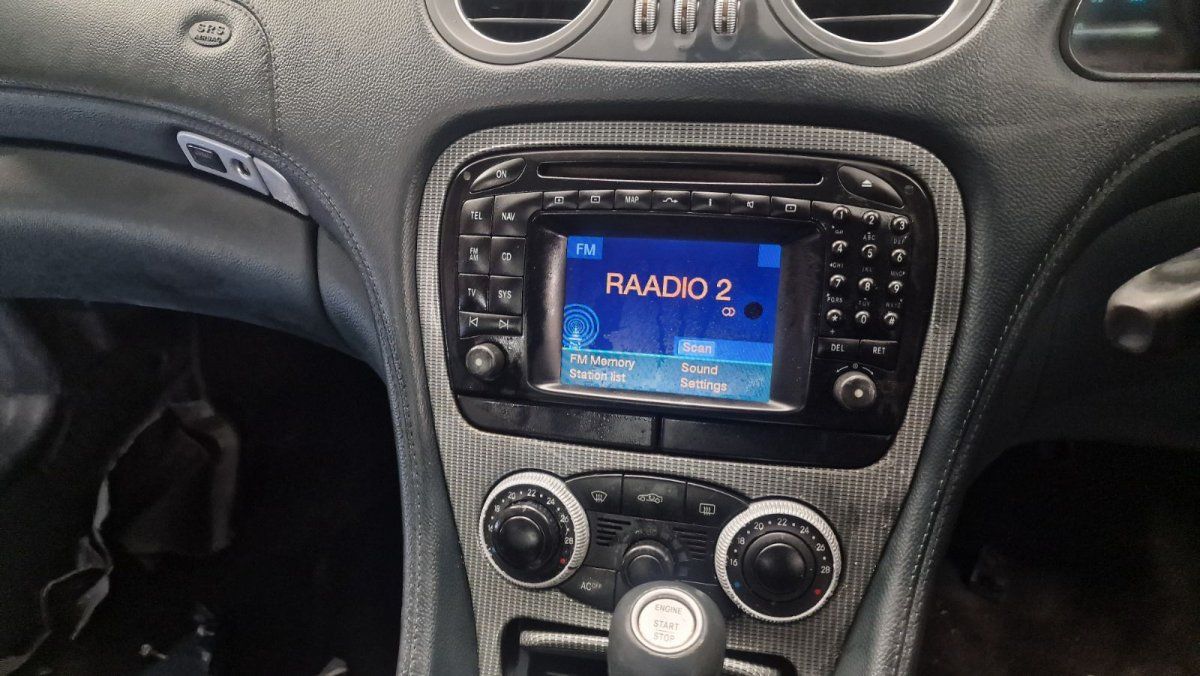 7612001523 8618001514 Radio MERCEDES-BENZ SL-CLASS (R230) (2001-2012)
