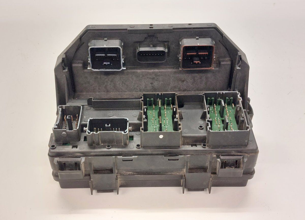 68165691AB R62335-001 R62335001 Fuse box JEEP GRAND CHEROKEE IV (WK, WK2) (2010-2021)