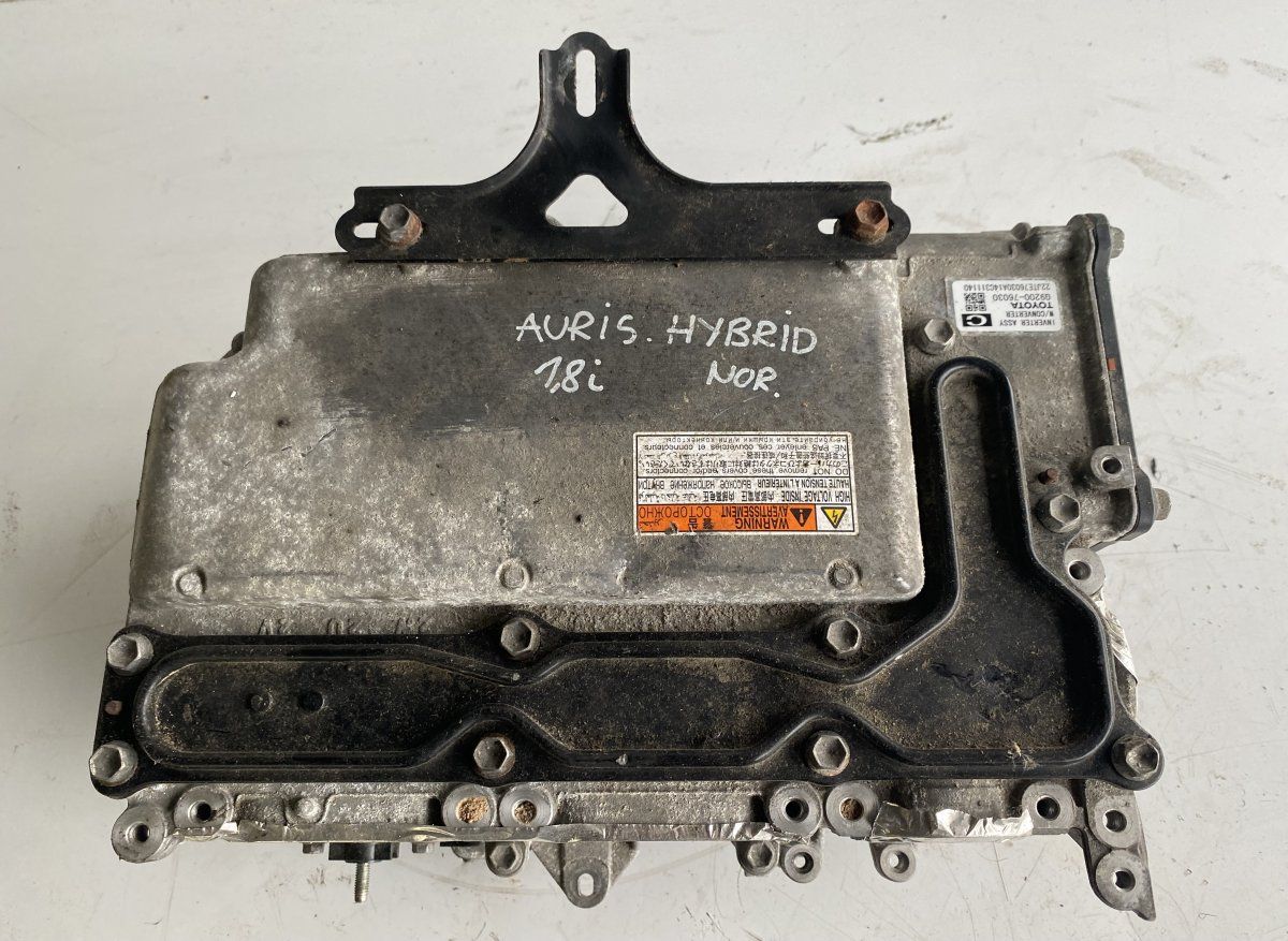 Hybrid converter / inverter TOYOTA AURIS (E15) (2006-2012)