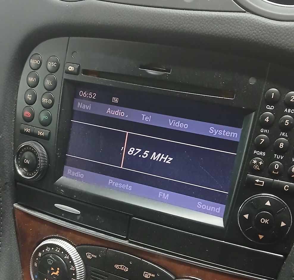 A2309001800 Radio MERCEDES-BENZ SL-CLASS (R230) (2001-2012)