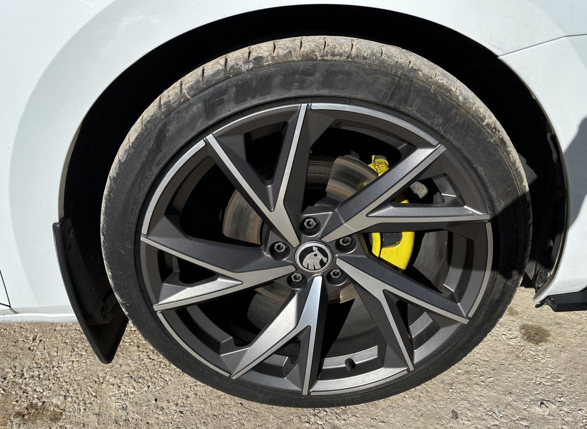 Rim set With Tyres 4 pcs SKODA SUPERB III (3V3, 3V5) (2015-2024)