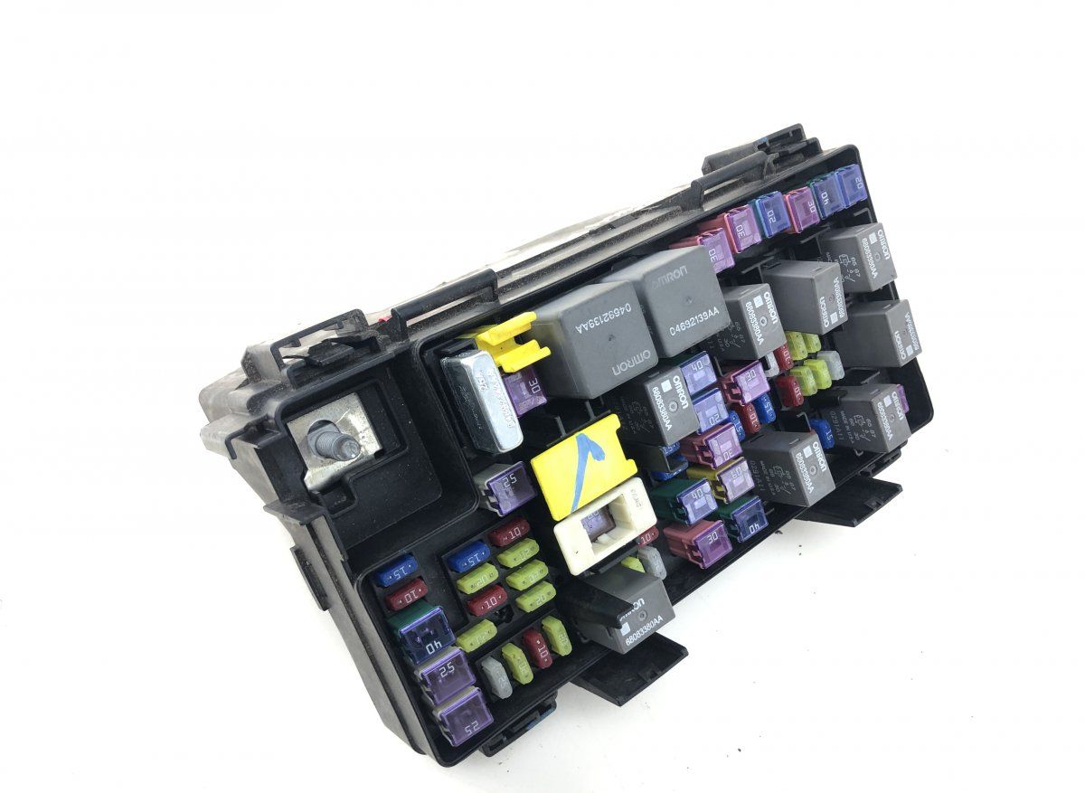 68089320AD Fuse box JEEP GRAND CHEROKEE IV (WK, WK2) (2010-2021)