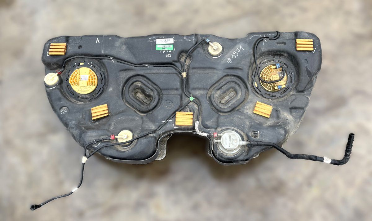 68166634AA Fuel Tank CHRYSLER 300C II (2010-2023)