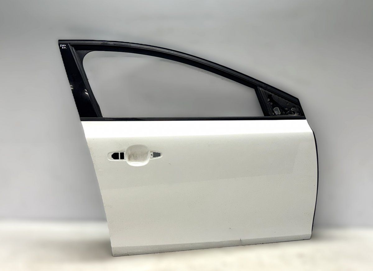 32321019 Door Front Right VOLVO V40 (2012-2019)