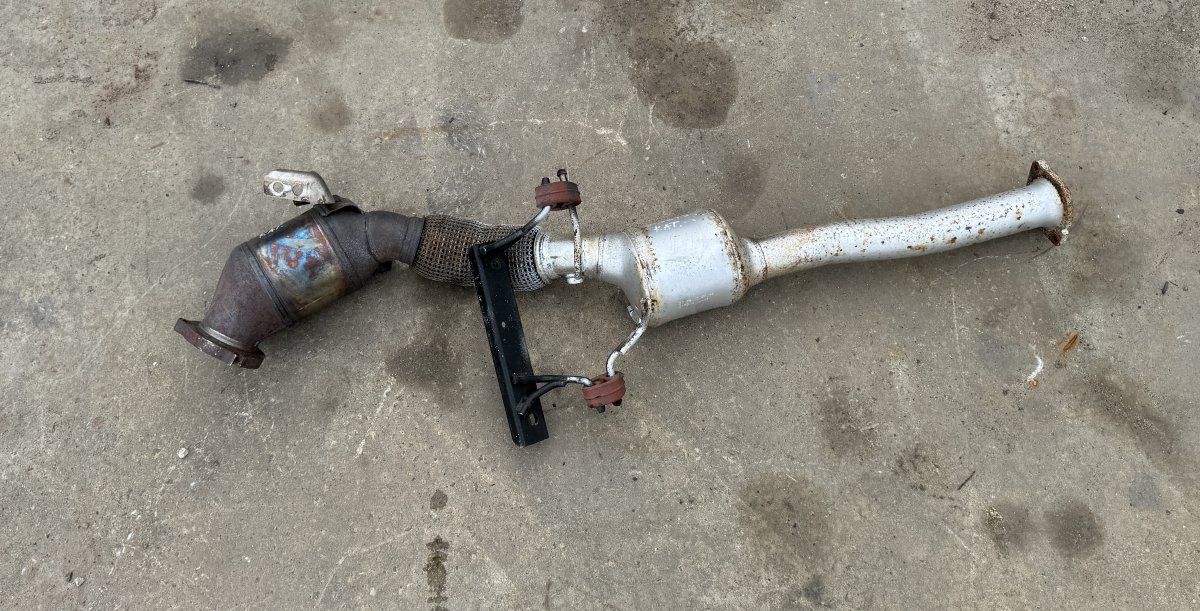 3110288200 31401540 Катализатор VOLVO XC60 I (2008-2017)