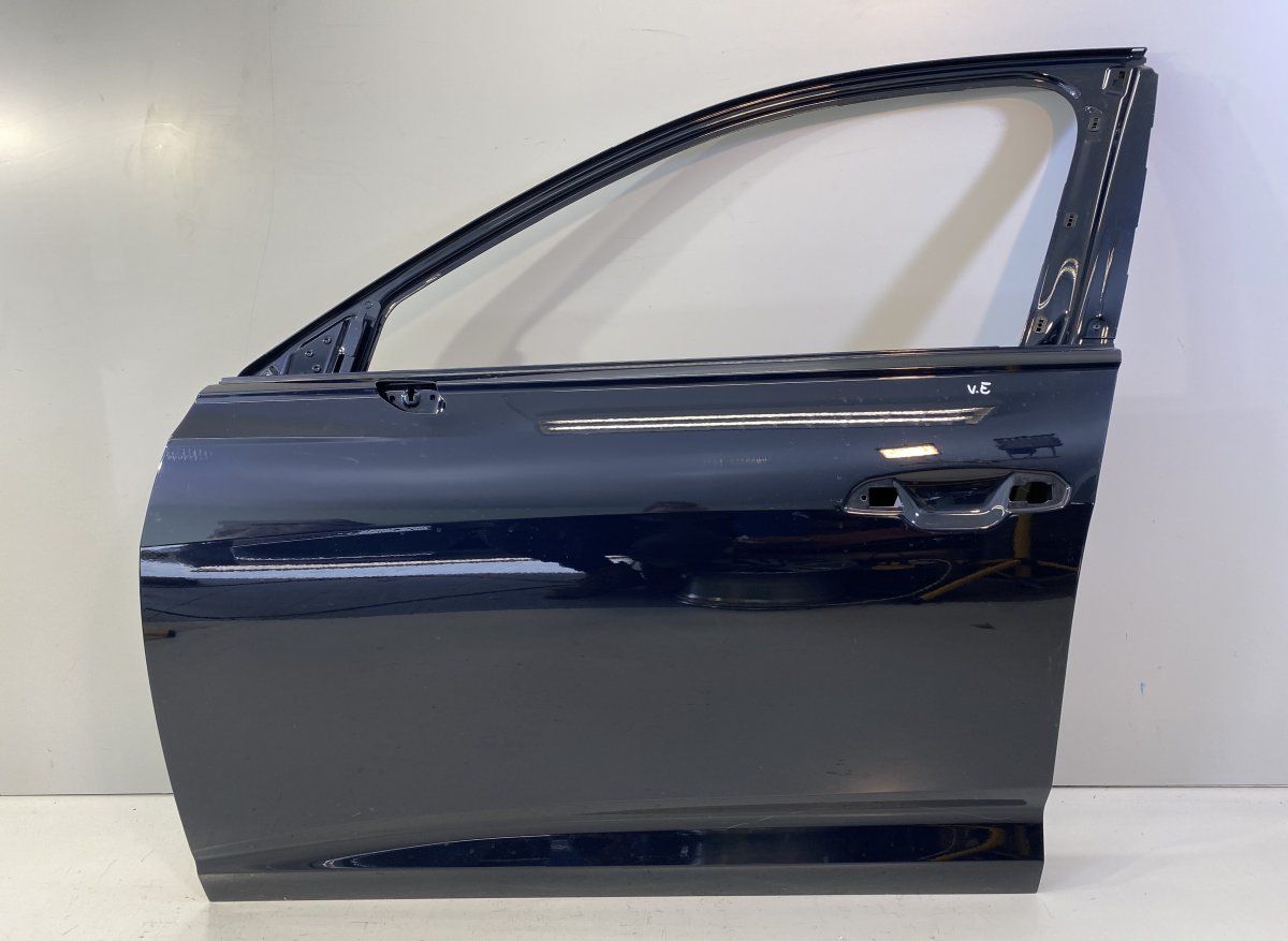 Door Front Left AUDI A6 / A6 ALLROAD (C7, 4G) (2010-2018)