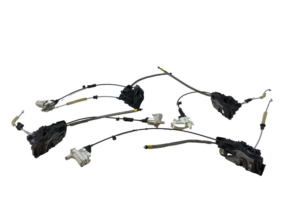 A0997200501 A0997200601 A0997308100 A0997308200 Set of door locks (latches) MERCEDES-BENZ S-CLASS (W222, X222) (2013-2020)