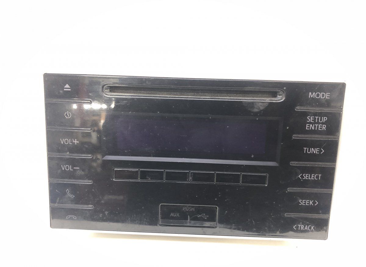 861200KE50 Радио TOYOTA HILUX VIII (AN110, AN120, AN130) (2015-)