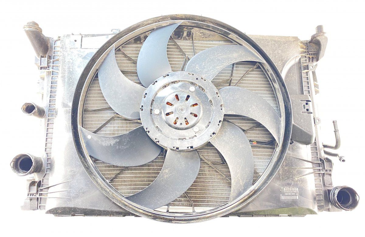 A2049066802 A2045000303 Radiator MERCEDES-BENZ C-CLASS (W204) (2007-2013)