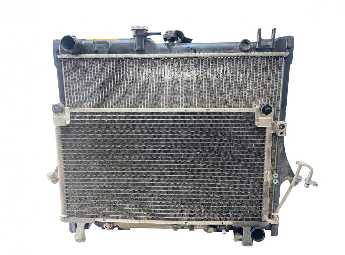 8981647470 8980711190 Radiator set ISUZU D-MAX I (RA, RC) (2002-2012)
