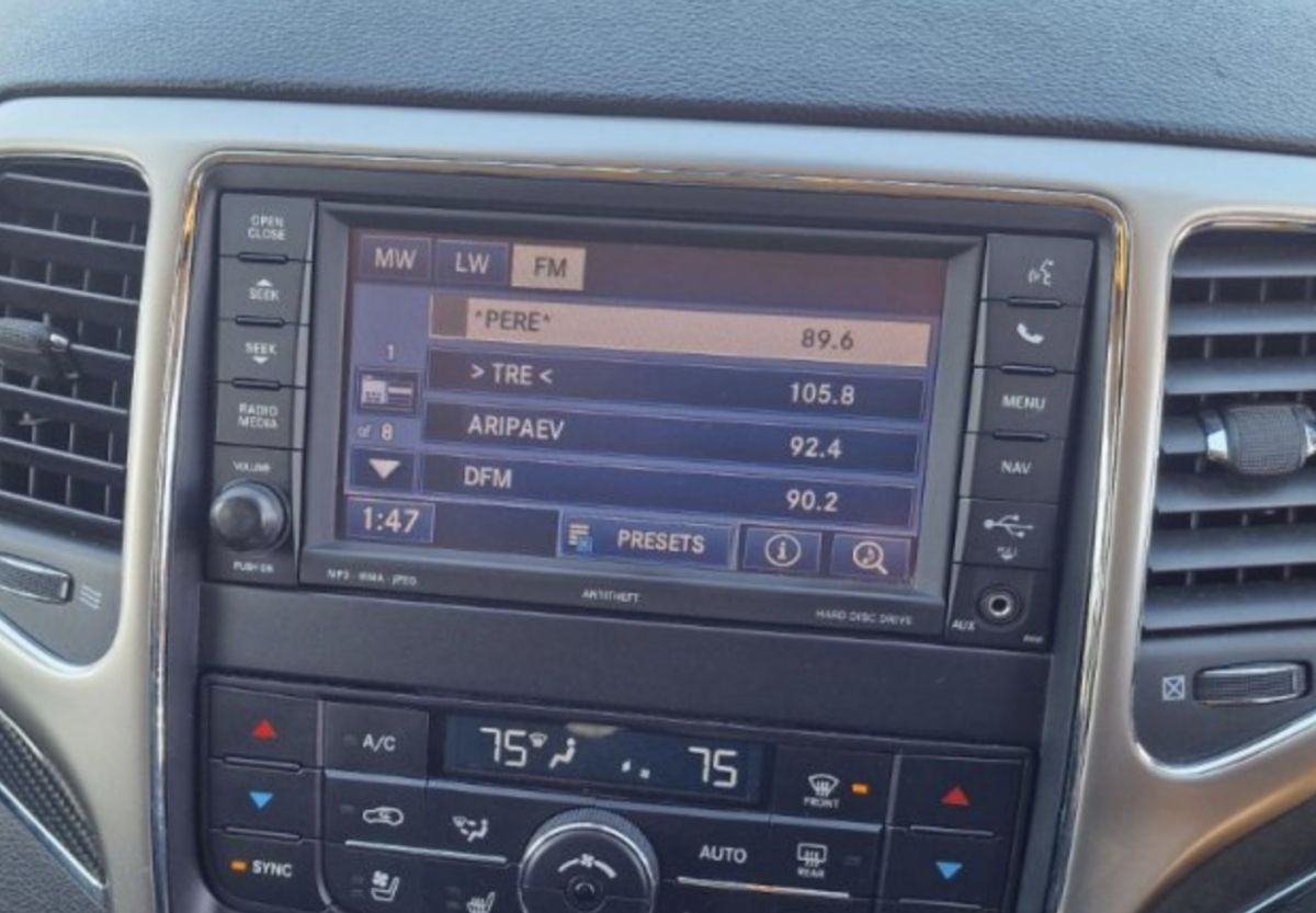 5091660AC Radio JEEP GRAND CHEROKEE IV (WK, WK2) (2010-2021)