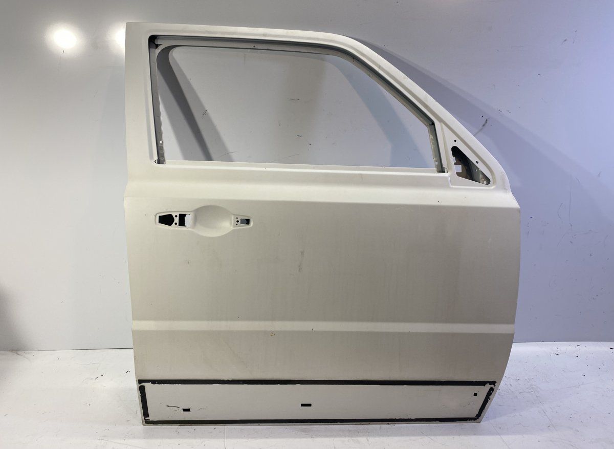 Door Front Right JEEP PATRIOT (PK) (2007-2017)