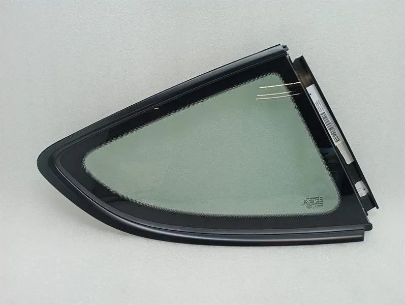 Porsche Cayman 981 GT4 Right Rear 1/4 Glass 98154311205 Door Glass 1/4 Rear RH-