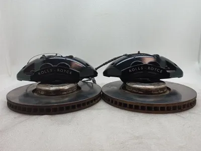 Комплект предни спирачки за Rolls Royce Wraith RR5 Coupe 34116855461 Комплект предни спирачки-