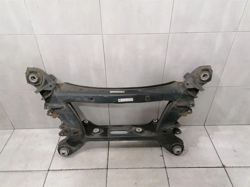 Mercedes C Class W205 C63 AMG Coupe Subframe Rear A2053509726 Axle Frame -