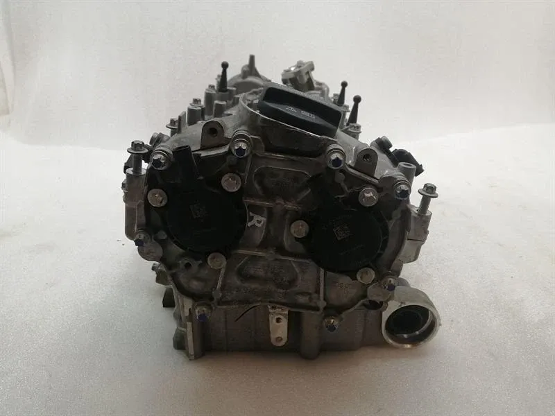 MERCEDES C43 AMG M276 V6 RIGHT W205 CYLINDERHEAD A2760102513 CYLINDER HEAD RIGHT-