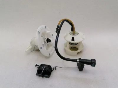 MERCEDES GT C190 GTS S COUPE Fuel Pump Electric A1904700294 Fuel Pump -