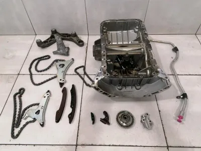 MERCEDES C43 AMG M276 V6 W205 OIL SUMP A2760106211 OIL PAN