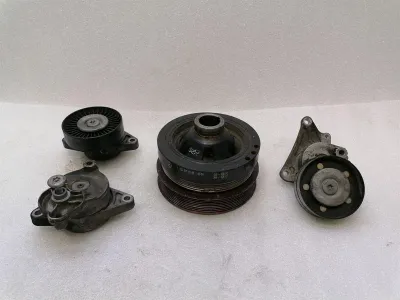 Mercedes E-Klasse W211 Riemenspanner A1138350200 Riemenscheibe defekt A1132000070 Set-
