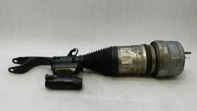 Mercedes E-klass W238 Stötdämpare Fram A2133202201 Stötdämpare Fram Höger-