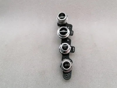 Mercedes GT C190 GTS S Coupe AMG Lewy zestaw przełączników A1909057300 Zestaw przełączników-