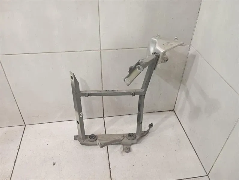 Ferrari California T F149 Holder Bracket 85523900 RH HEADLIGHT TRELLIS -